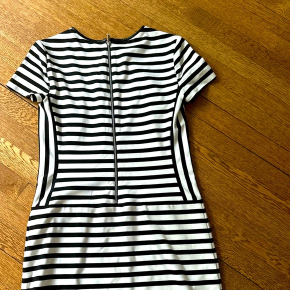 Ralph Lauren striped dress 🖤 - Picture 2 of 4